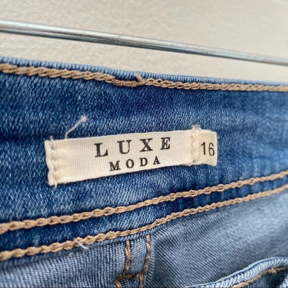 Luxe Moda Side Bling Denim Stretch Jeans 16 - Picture 5 of 9